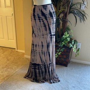 Long tye dye skirt